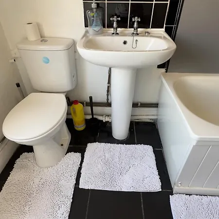 홈스테이 Adorable 2 브리스틀