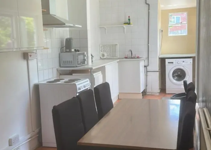 Adorable 2 Kwatera prywatna Bristol